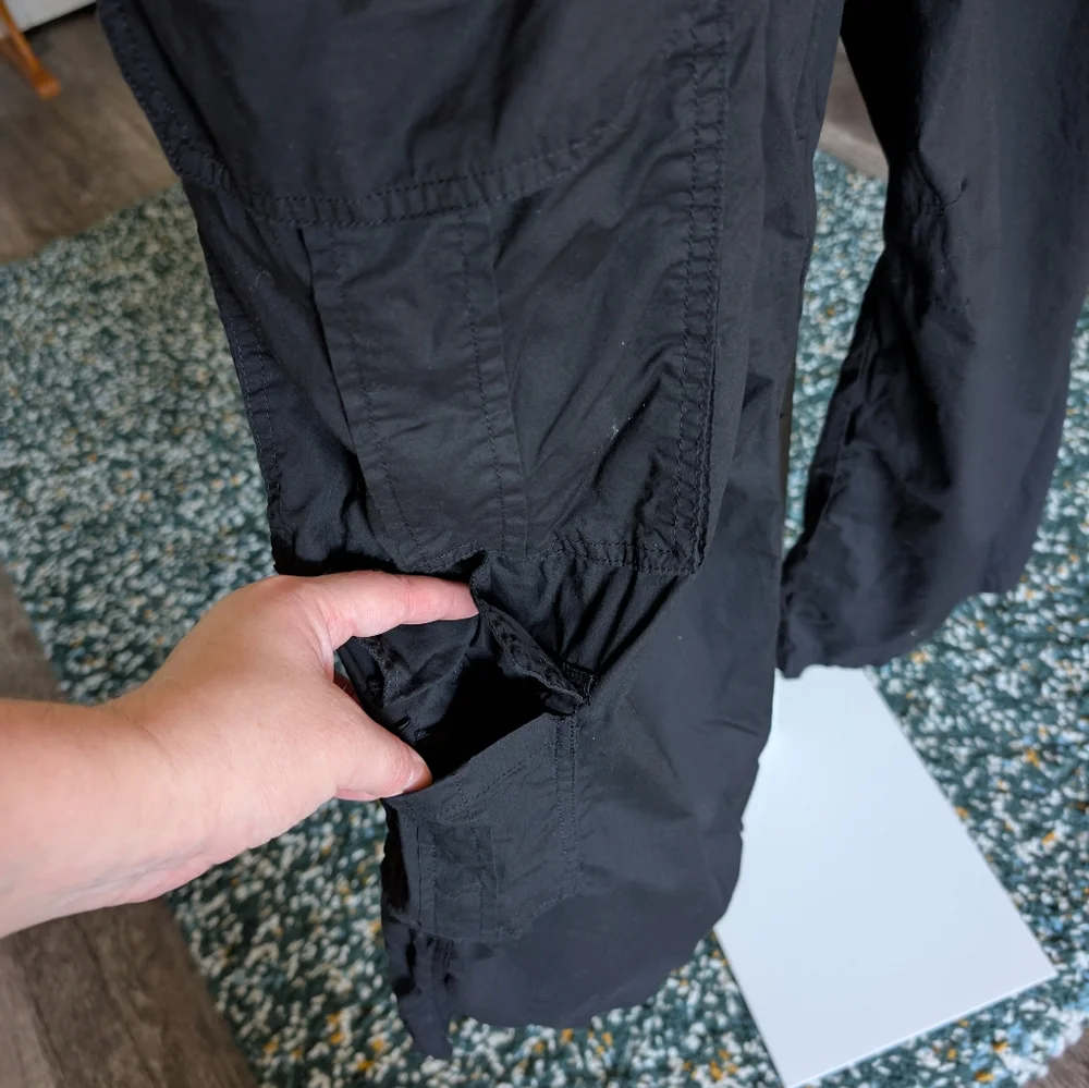 Aerie Black Cargo Pants - Picture 4 of 10